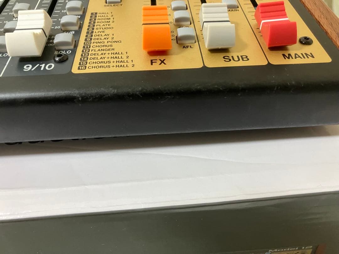 TASCAM Model 12 マルチトラックレコーダー