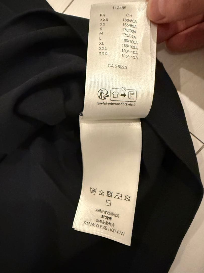 LOUIS VUITTON 　モノグラム　Tシャツ Mブラック