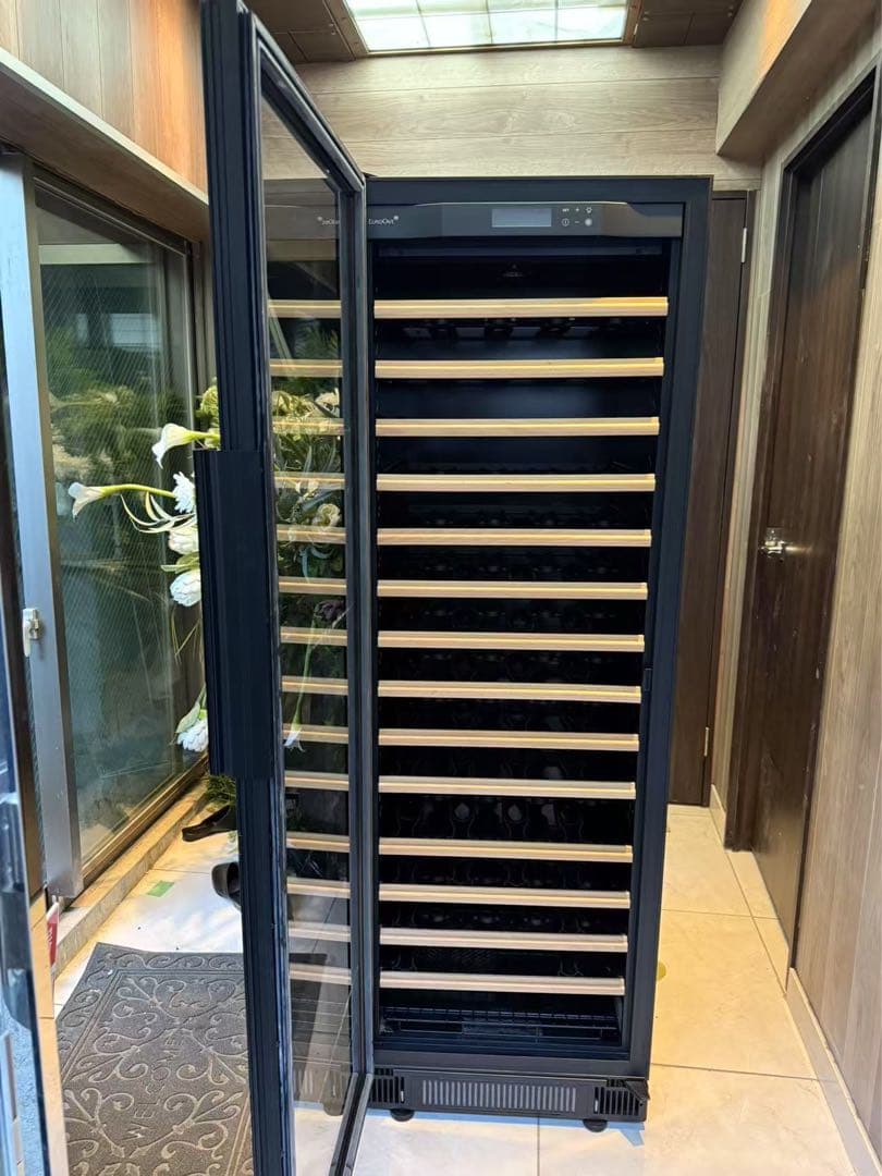 EUROCAVE エージング用ワインセラー V-259V3