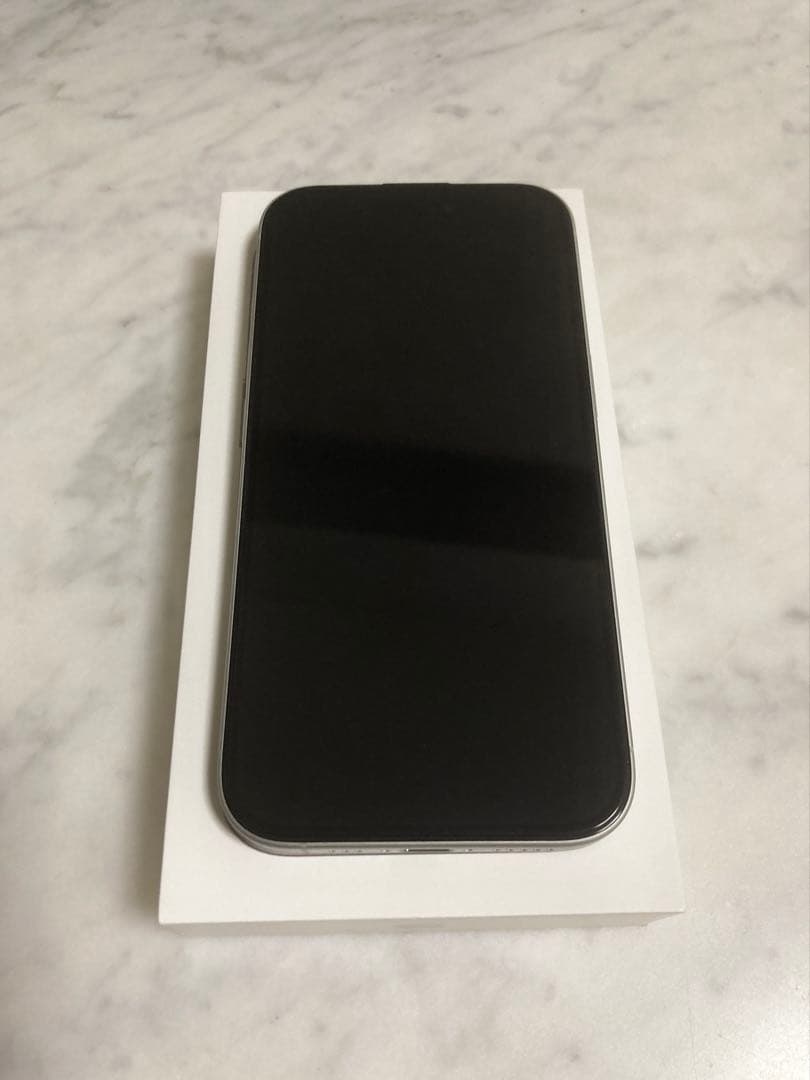 Apple iPhone 16 ホワイト 128GB