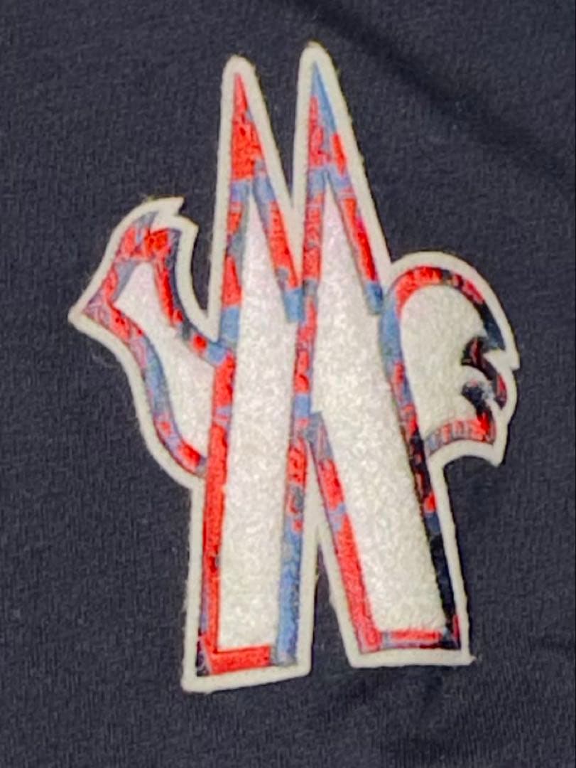 モンクレール ロゴ刺繍 長袖Tシャツ