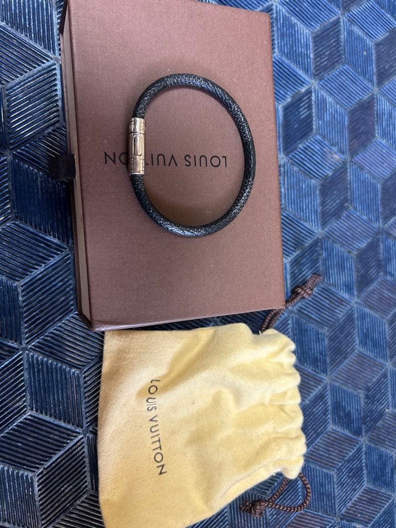 Louis Vuitton レザーバングル ブラック