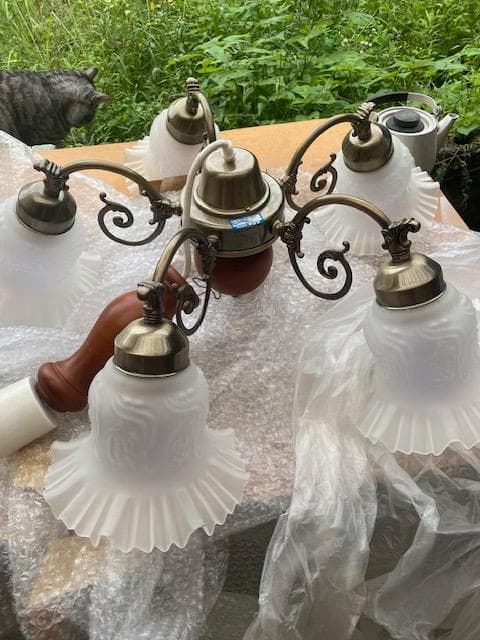 シャンデリア室内灯　5電球タイプ