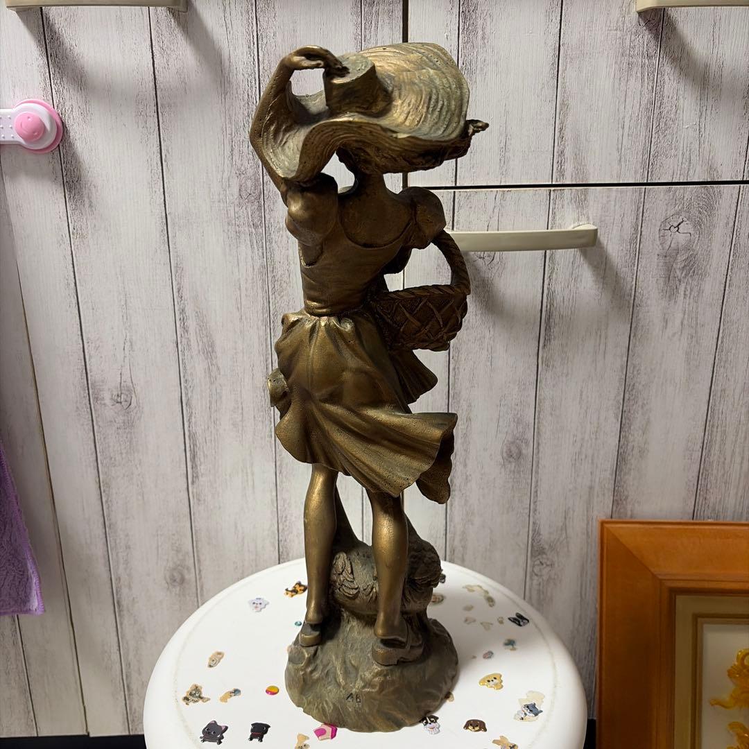 アンティーク風　ブロン ズ調 西洋女性像 置物