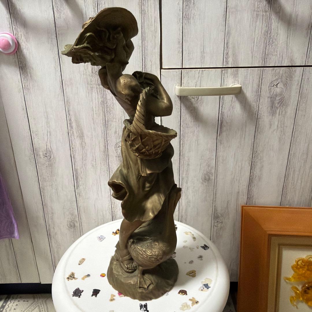 アンティーク風　ブロン ズ調 西洋女性像 置物