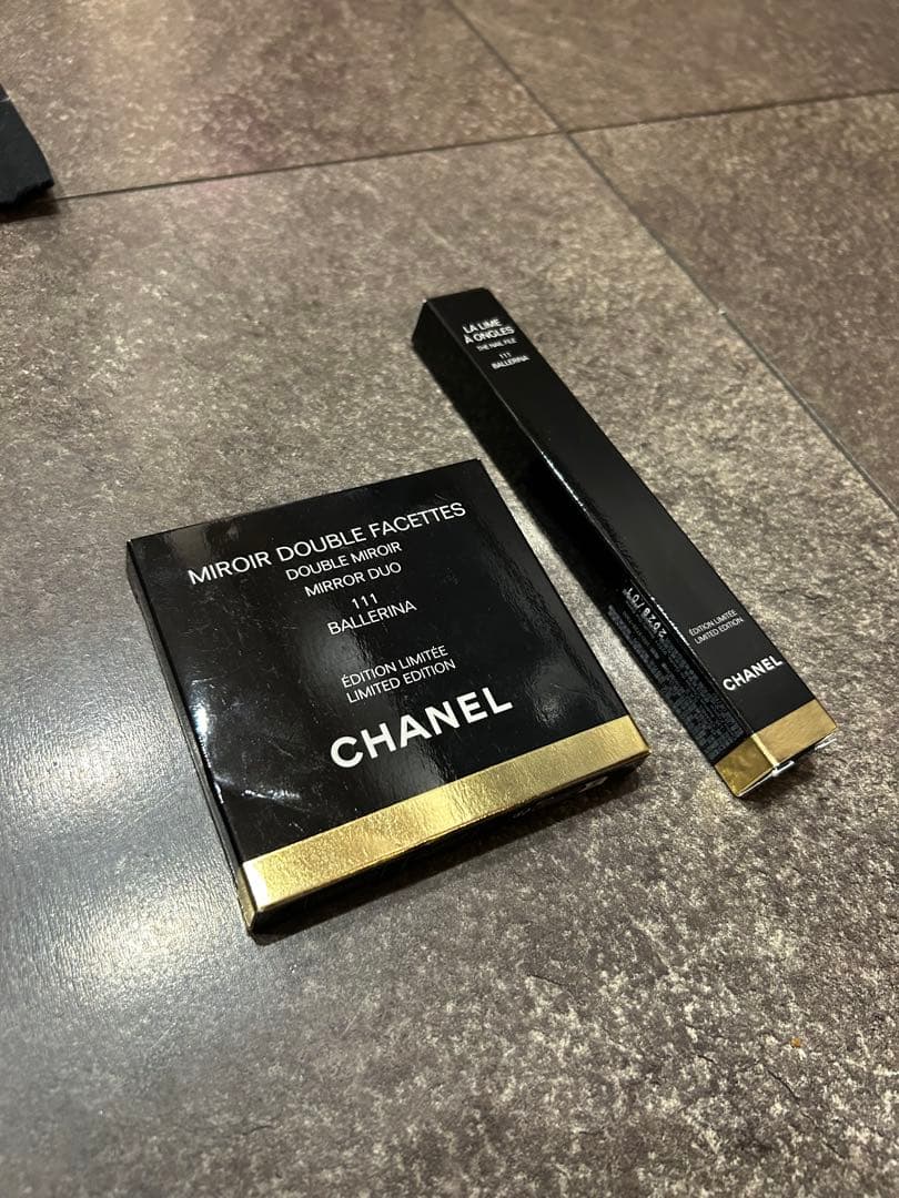 特別限定色CHANELコンパクトダブルミラー セット　バレリーナ