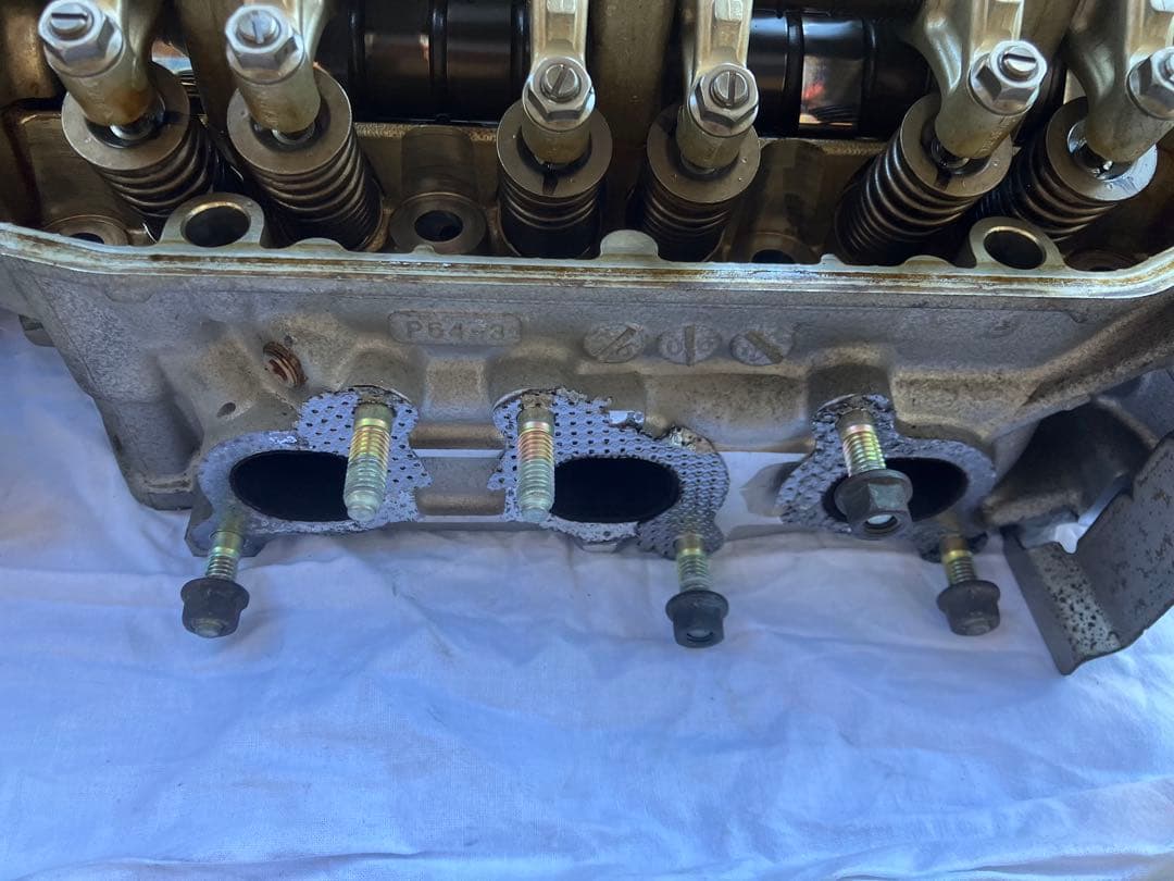 JA4トゥデイ　シリンダーヘッドASSY