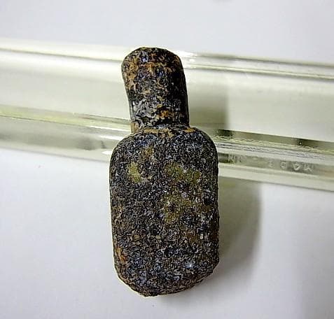 ★R3001★古代　ガラス　小瓶　化粧顔料　香料瓶　イラン出土