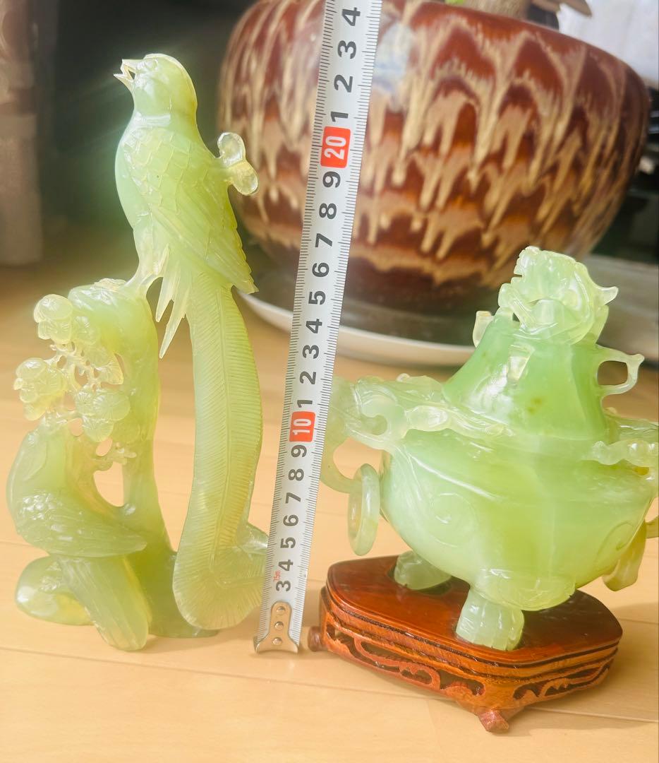 現状品 翡翠 鳥と花の彫刻 高さ約2 3cm 18 Cm 2点セット