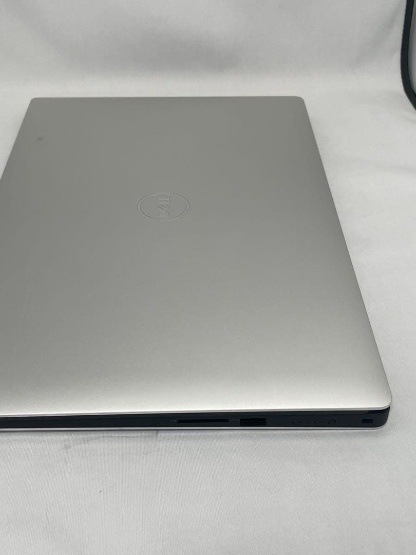 Windowsノート本体 Dell Precision 5530 i7-8850H QuadroP1000