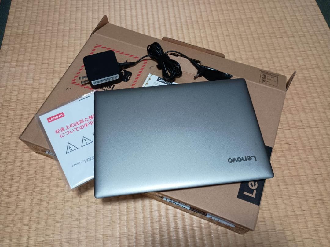 美品ノートパソコン/Lenovo ideapad S130