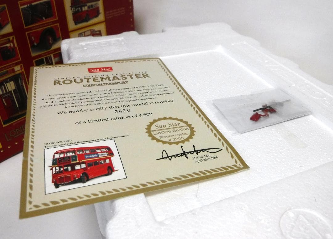 ロンドンバス 1/24 RM870 サンスター製＃2908・4500台限定品