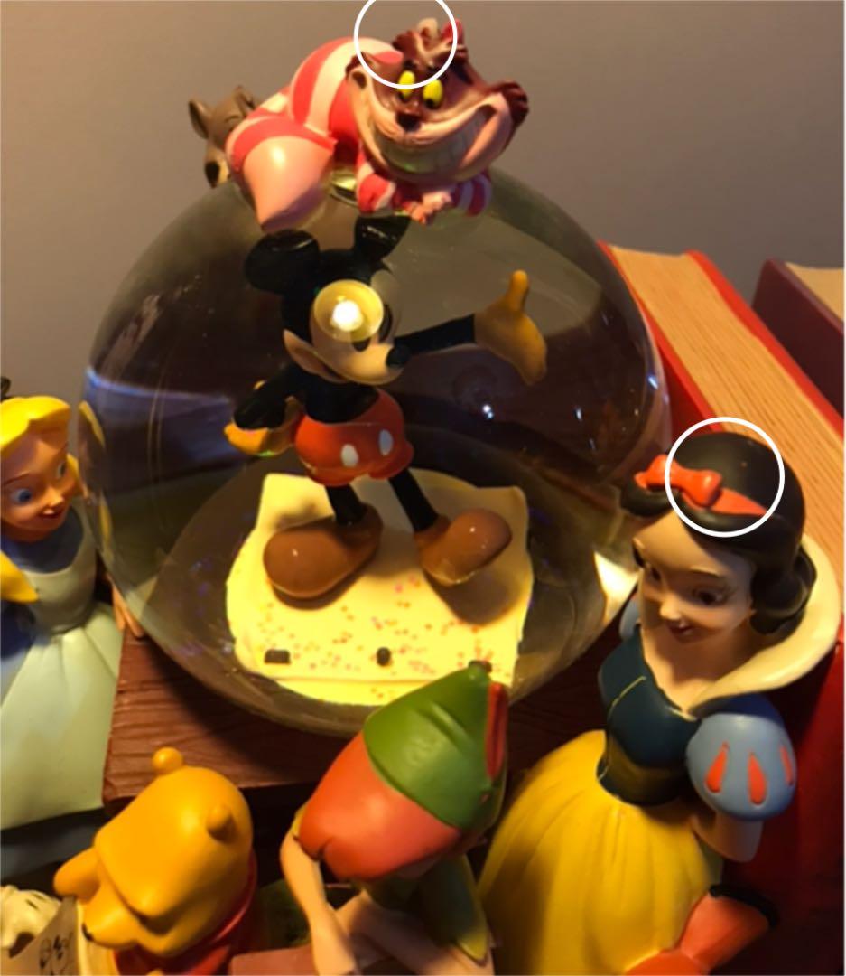 ディズニー　スノードーム2つ　オルゴール ブックエンド