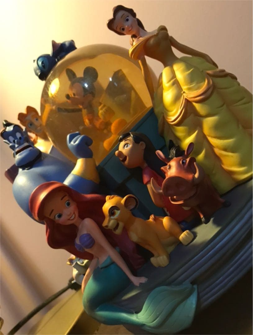 ディズニー　スノードーム2つ　オルゴール ブックエンド