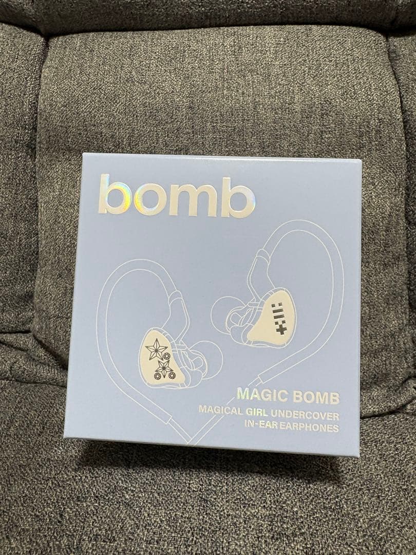 illitイヤモニイヤホン