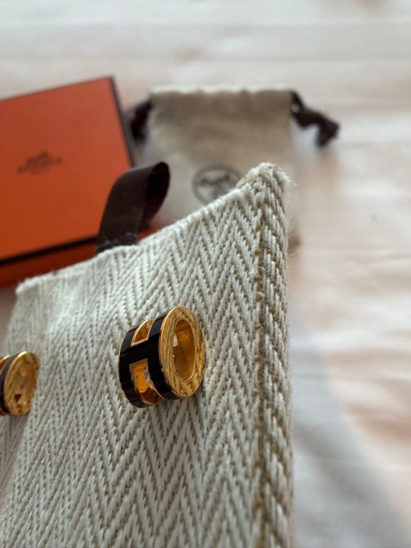 【1/10以降発送】 HERMES ピアス ミニポップh