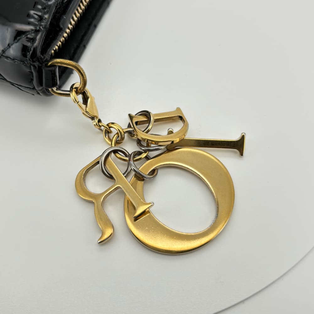 美品 Diorカナージュ 二つ折り財布 レディディオール ブラック エナメル 黒