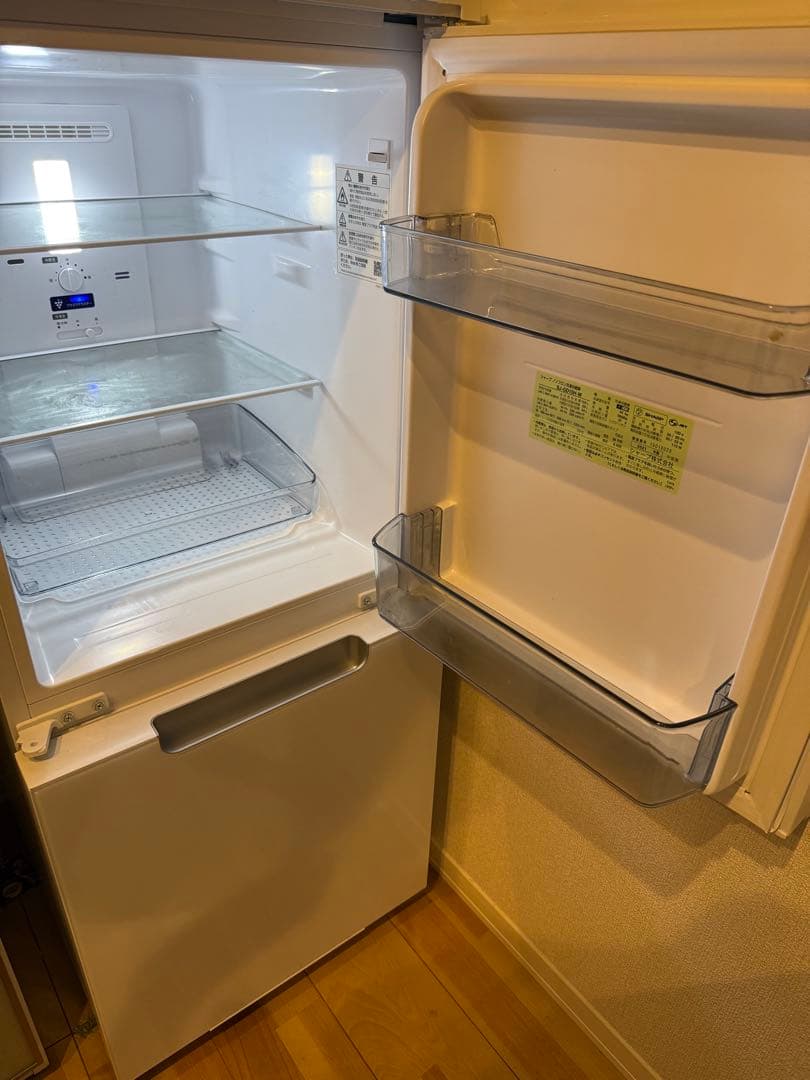 SHARP 冷蔵庫 一人暮らし 単身用 ガラスドア 高級 SJ-GD15H