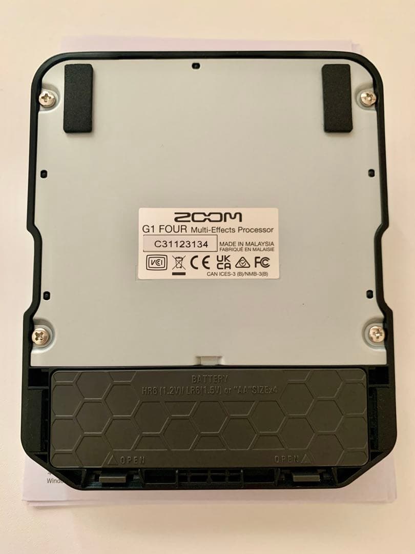 ZOOM G1 FOUR マルチエフェクトプロセッサー、純正ACアダプター