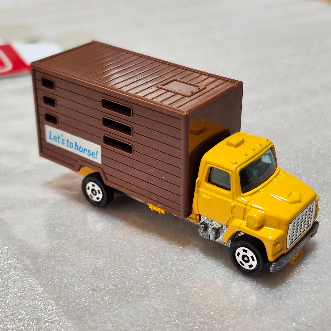 199.日本製トミカ フォード キャトル トラック クリアケース入り