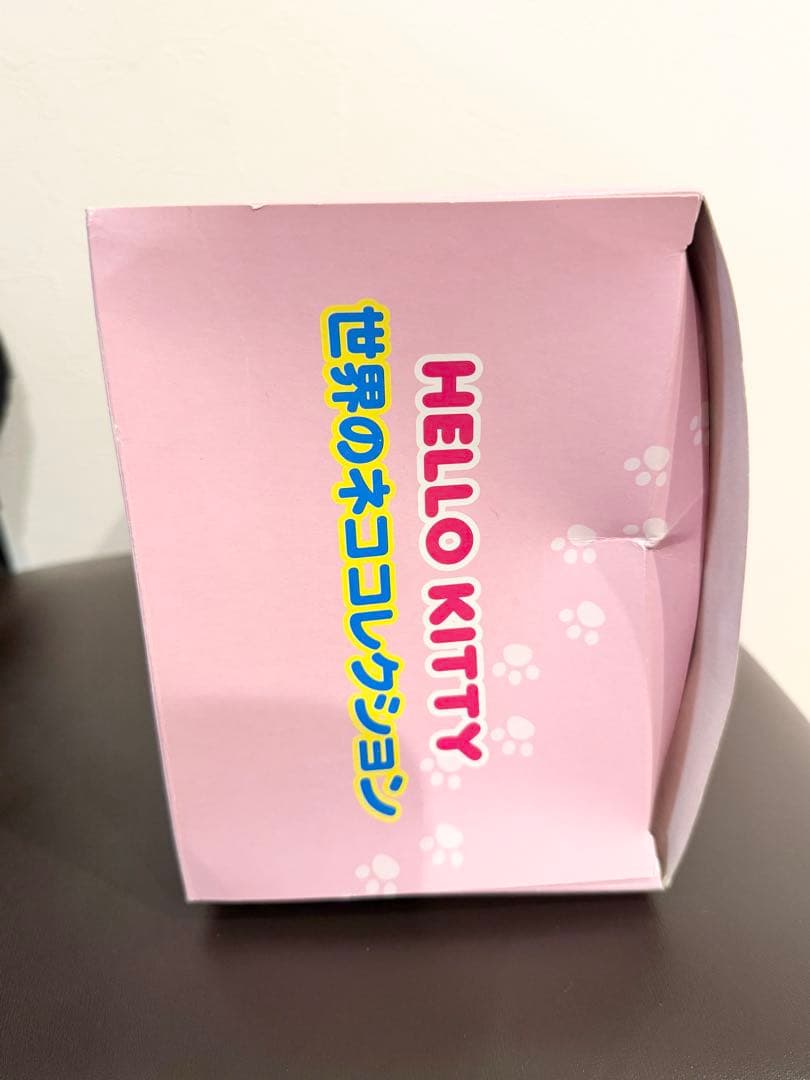 ハローキティ　世界のネココレクション　サンリオ