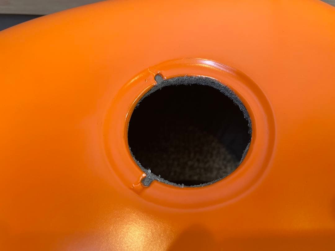 ハーレーダビットソン　XL883N サイモンカスタムタンクカバー