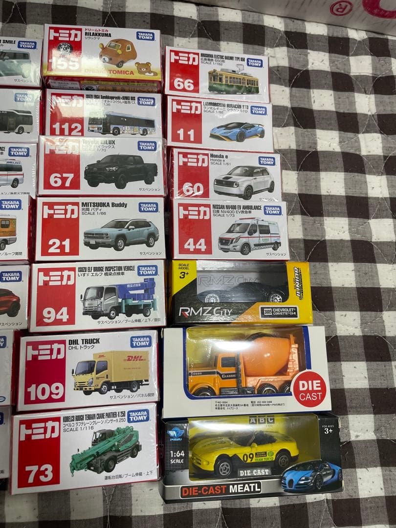 る*も様 トミカ まとめ売り 35台 新品未開封