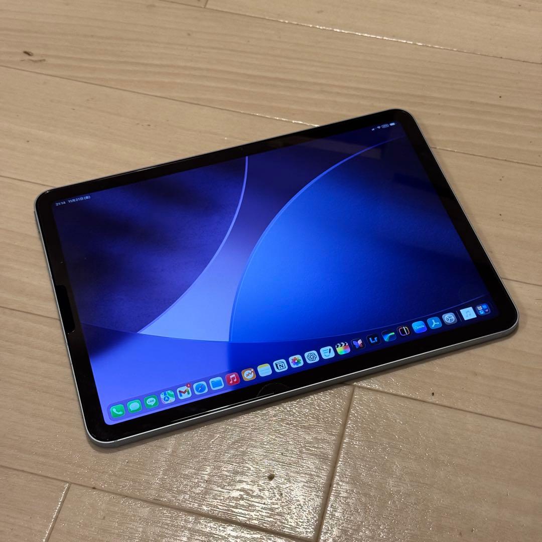 10月購入iPad Air M3 11インチ ブルー セルラーモデル