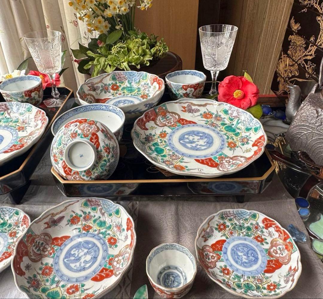 大雪特別価格‼️伊万里上手錦手Dragon❌あじさい　桐に蝶　蜂と菊　7寸皿2客