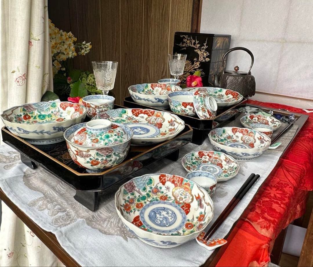 大雪特別価格‼️伊万里上手錦手Dragon❌あじさい　桐に蝶　蜂と菊　7寸皿2客