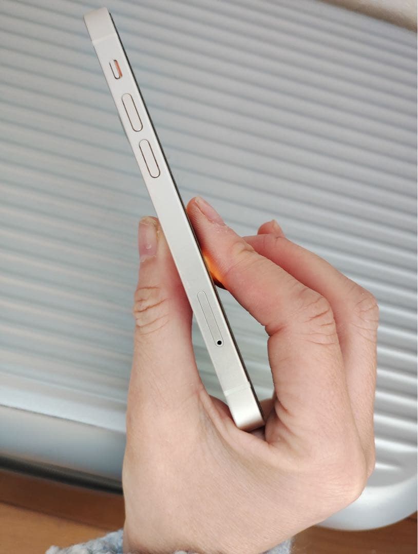 Apple iPhone 13 mini 本体　ホワイト　128G