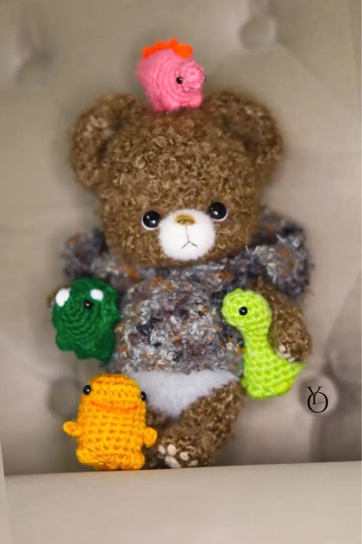 恐竜さんと仲良しクマちゃん