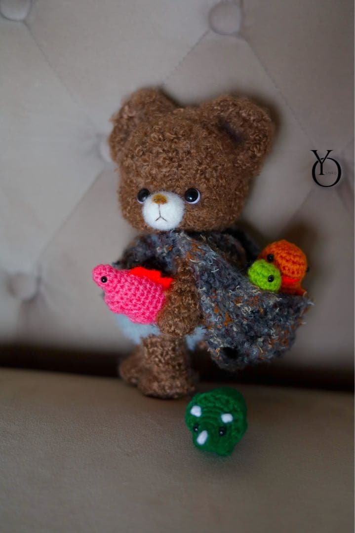 恐竜さんと仲良しクマちゃん