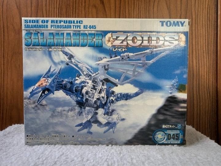 [新品・未開封]　ゾイド　RZ-045 サラマンダー　ZOIDS