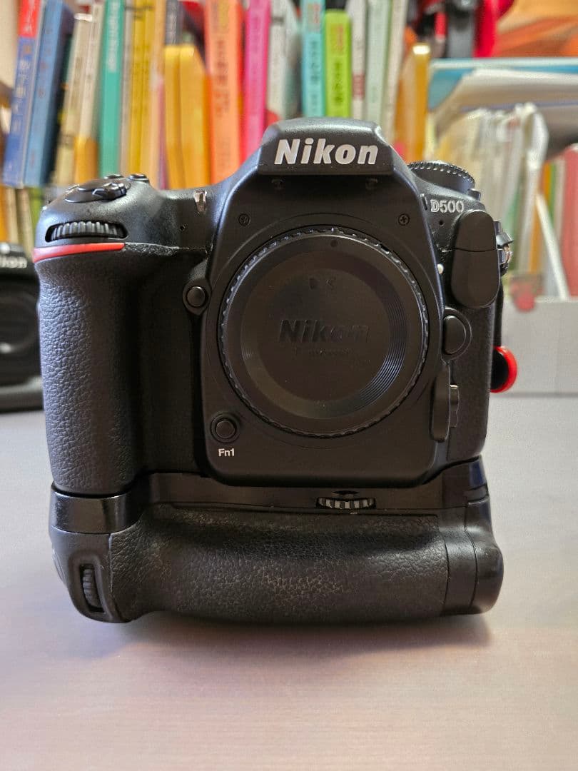 Nikon D500 デジタル一眼レフカメラ MB-D17