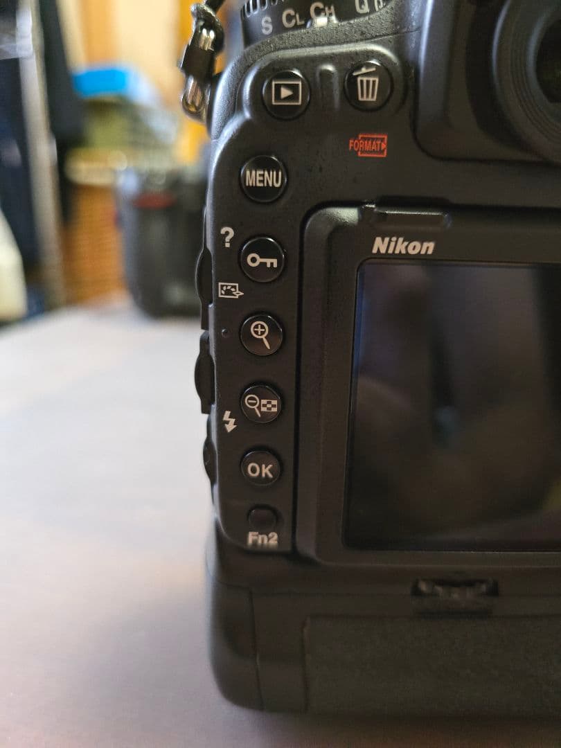 Nikon D500 デジタル一眼レフカメラ MB-D17