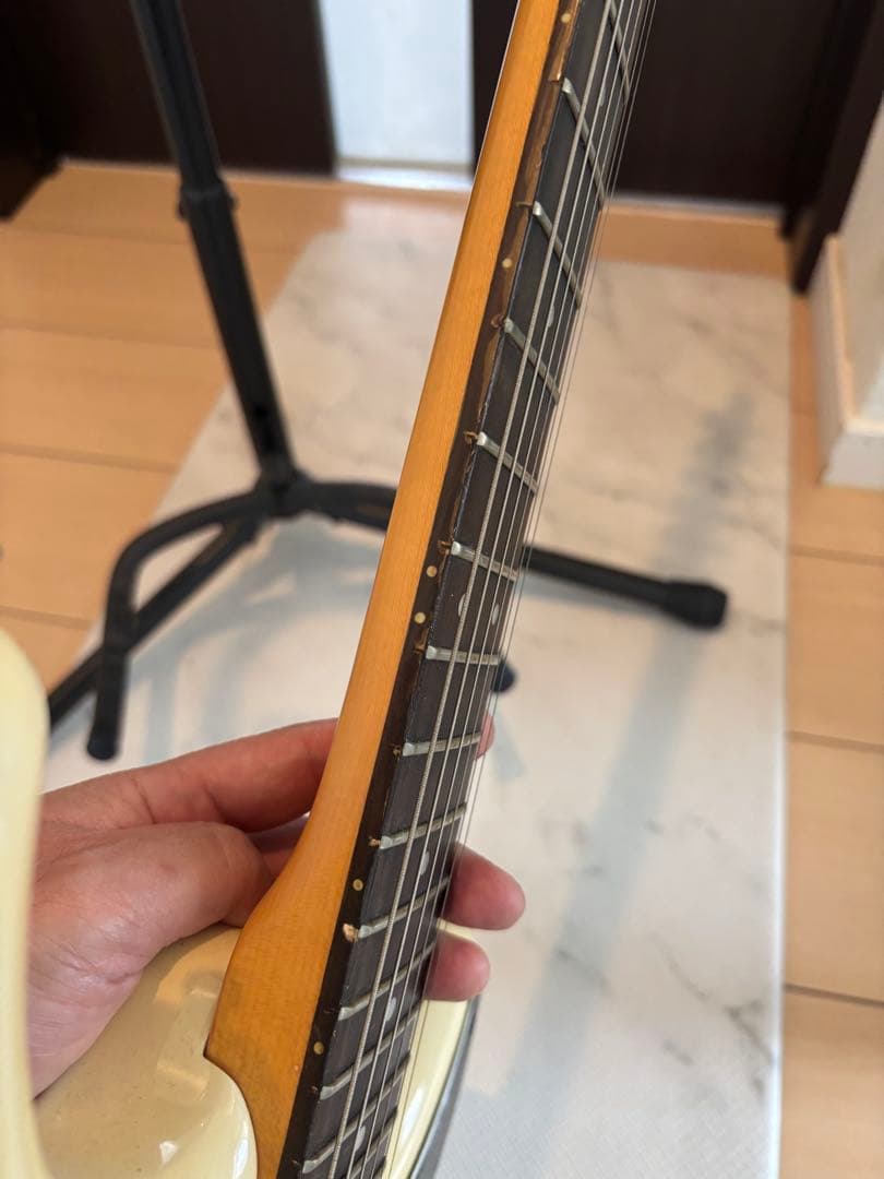 YAMAHA SE203 アイボリー　ストラトタイプ