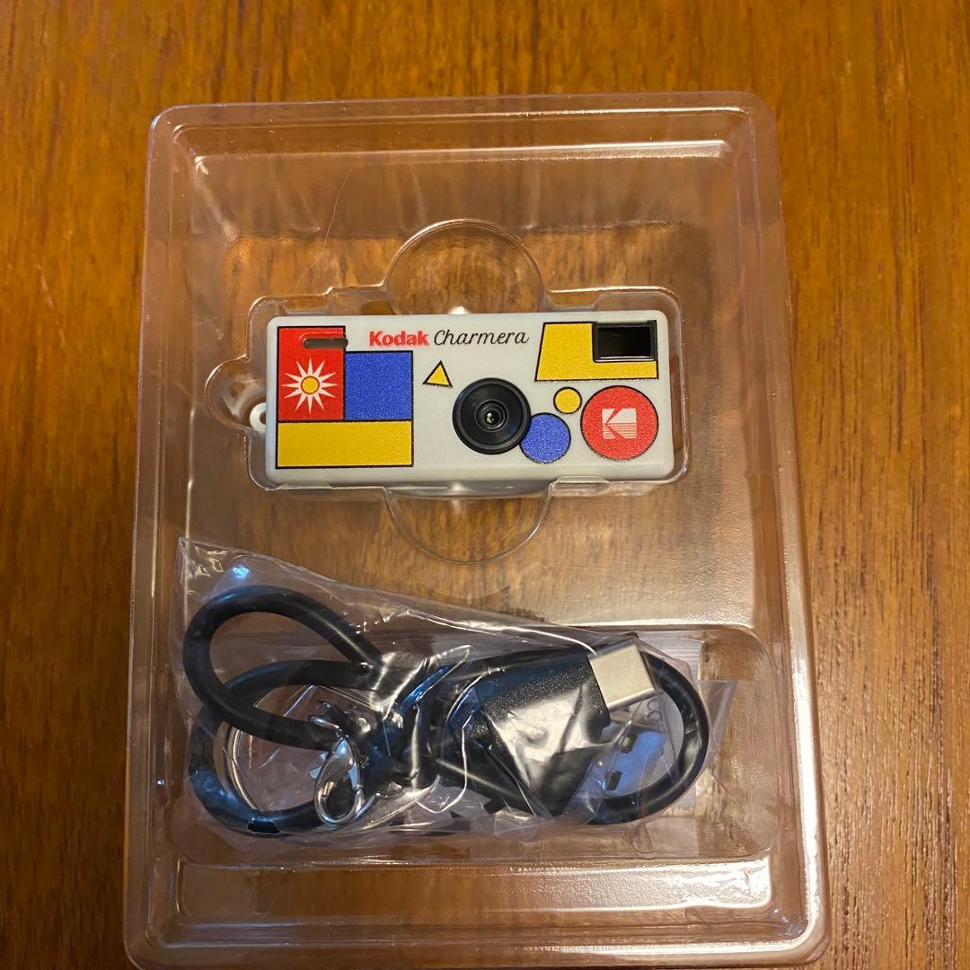 未使用品 ホワイト Kodak Charmera チャメラ キーホルダーデジカメ