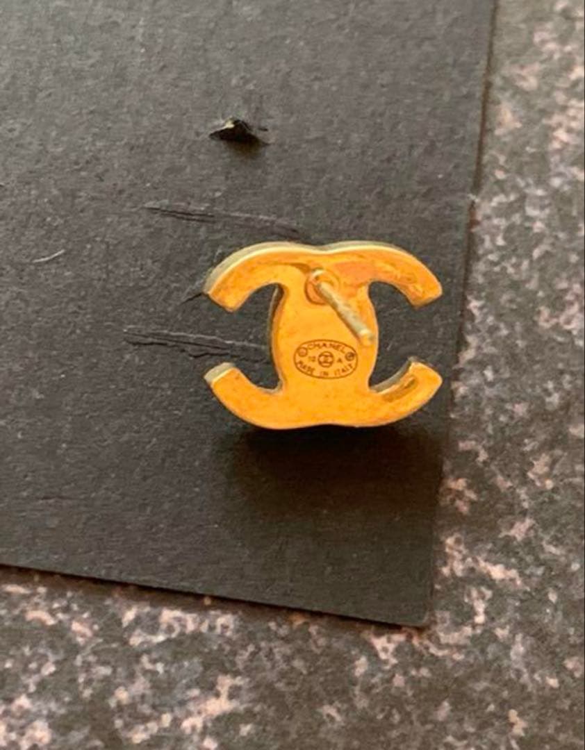 CHANEL シャネル 10A ターンロック　ココマーク ピアス ゴールド