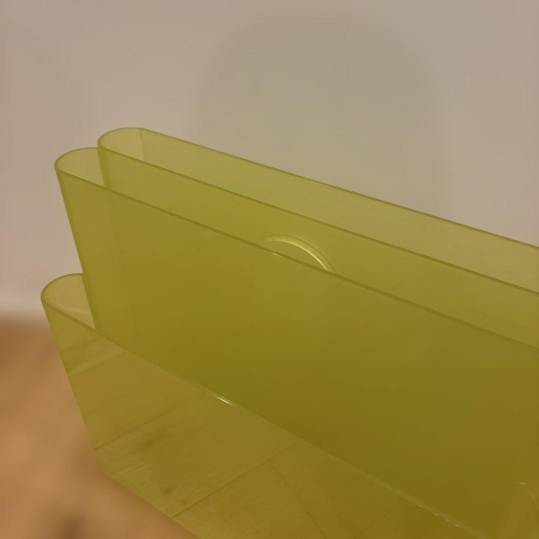 Kartell カルテルマガジンラック　イエローグリーン