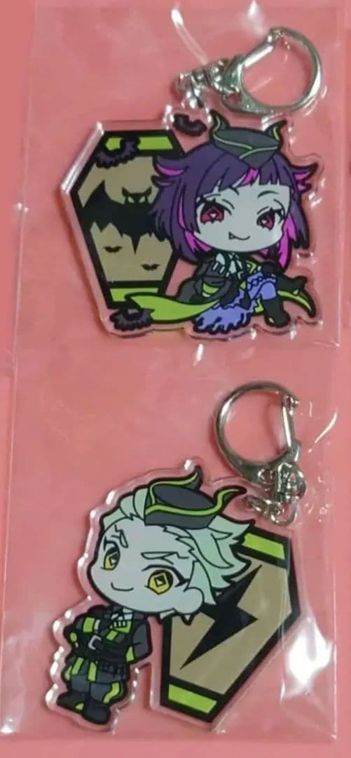 ツイステ ブレイジングジュエル 缶バッジ エース イデア マレウス レオナ