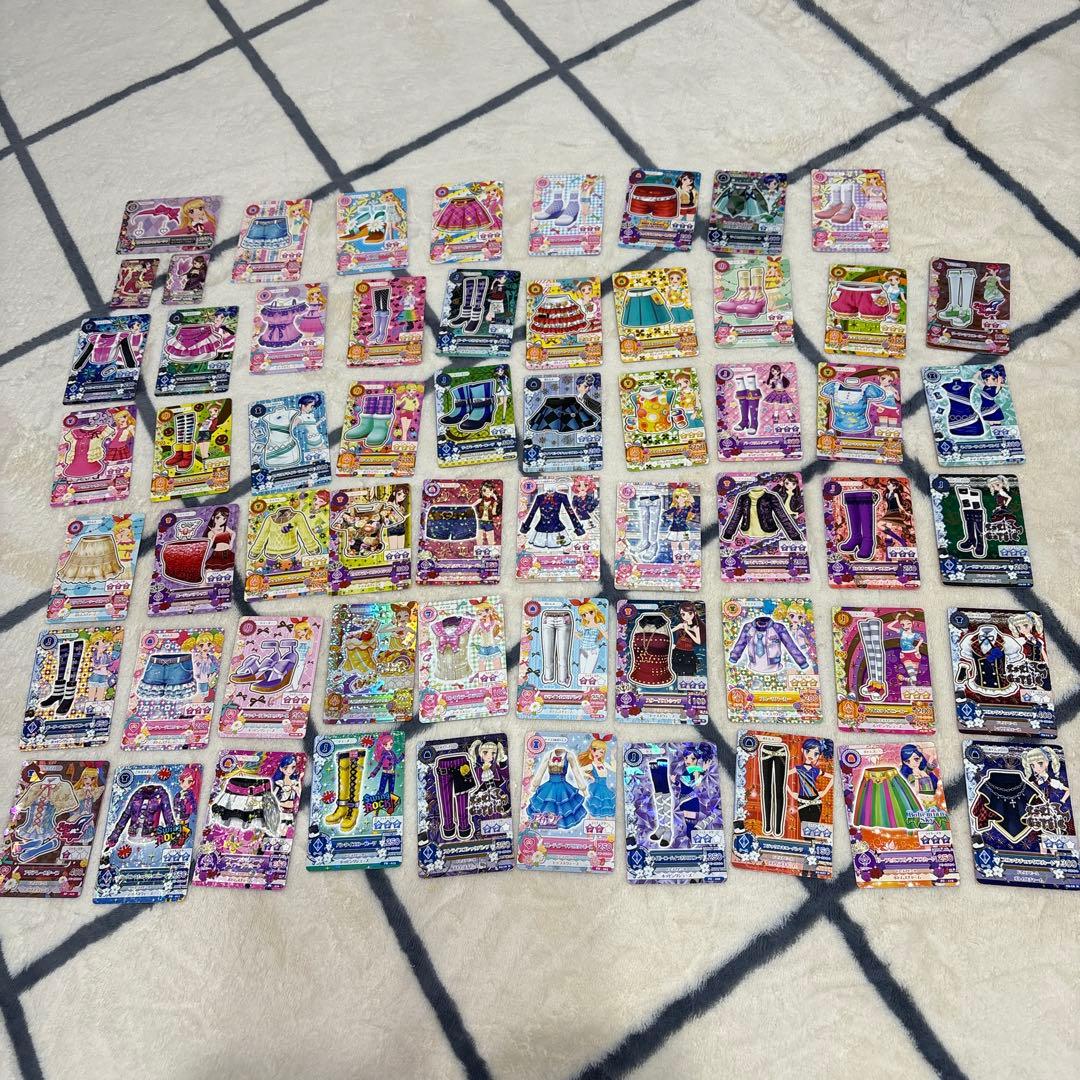 アイカツカードブックとカードセット