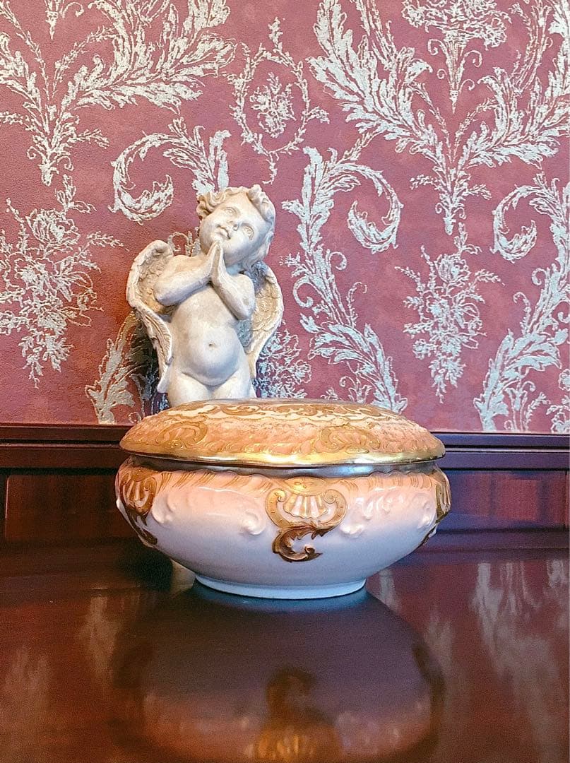 希少　レア　貴重　フランス製　ボンボニエール　アンティーク　宮廷貴婦人　器