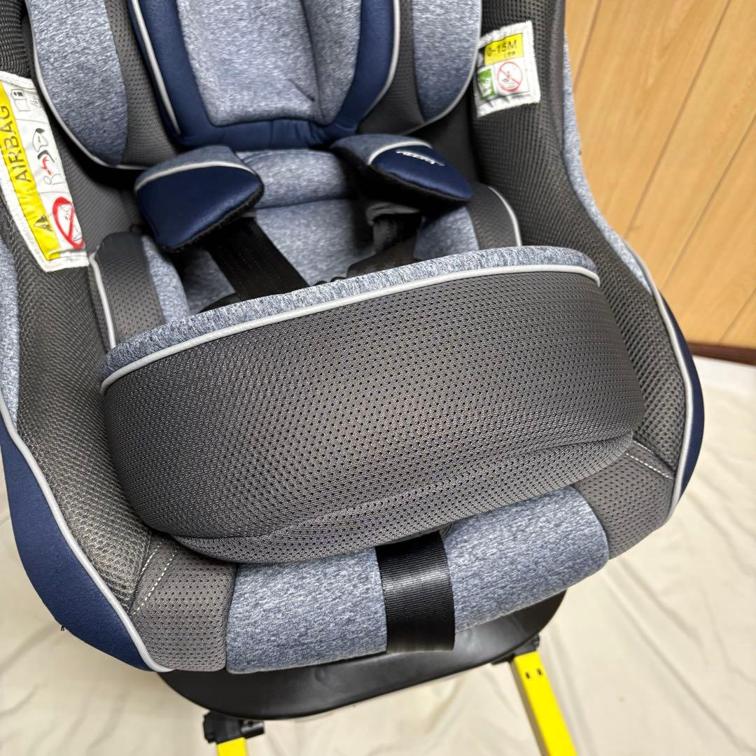 アップリカ クルリラ プロテクト ISOFIX チャイルドシート R129 美品