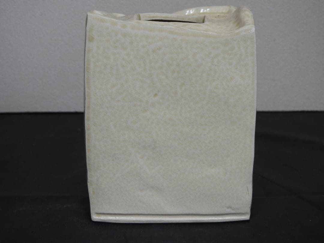 花入　鈴木治　共箱　４２７