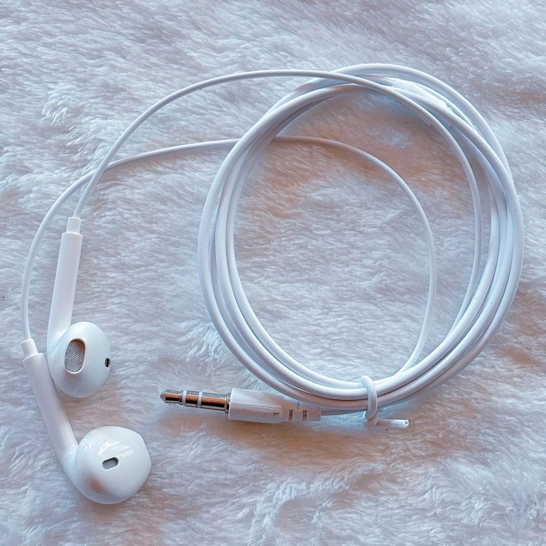 MP3 ミュージック プレーヤー 30時間再生 白32GB 音楽 イヤホン