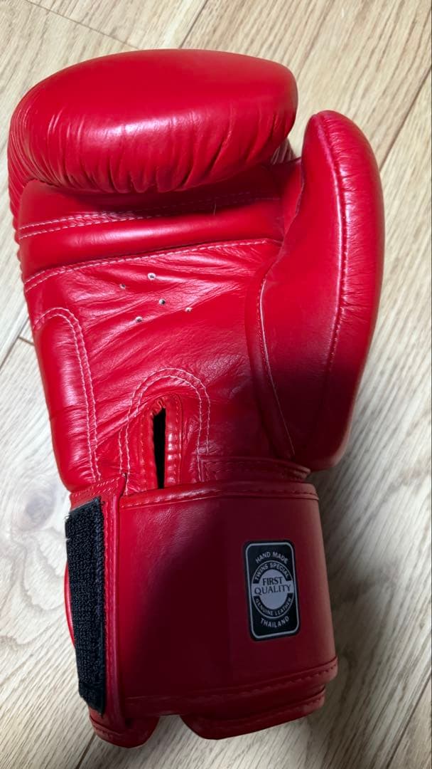 TWIN ボクシンググローブ 14oz レッド ISAMI サポーターセット
