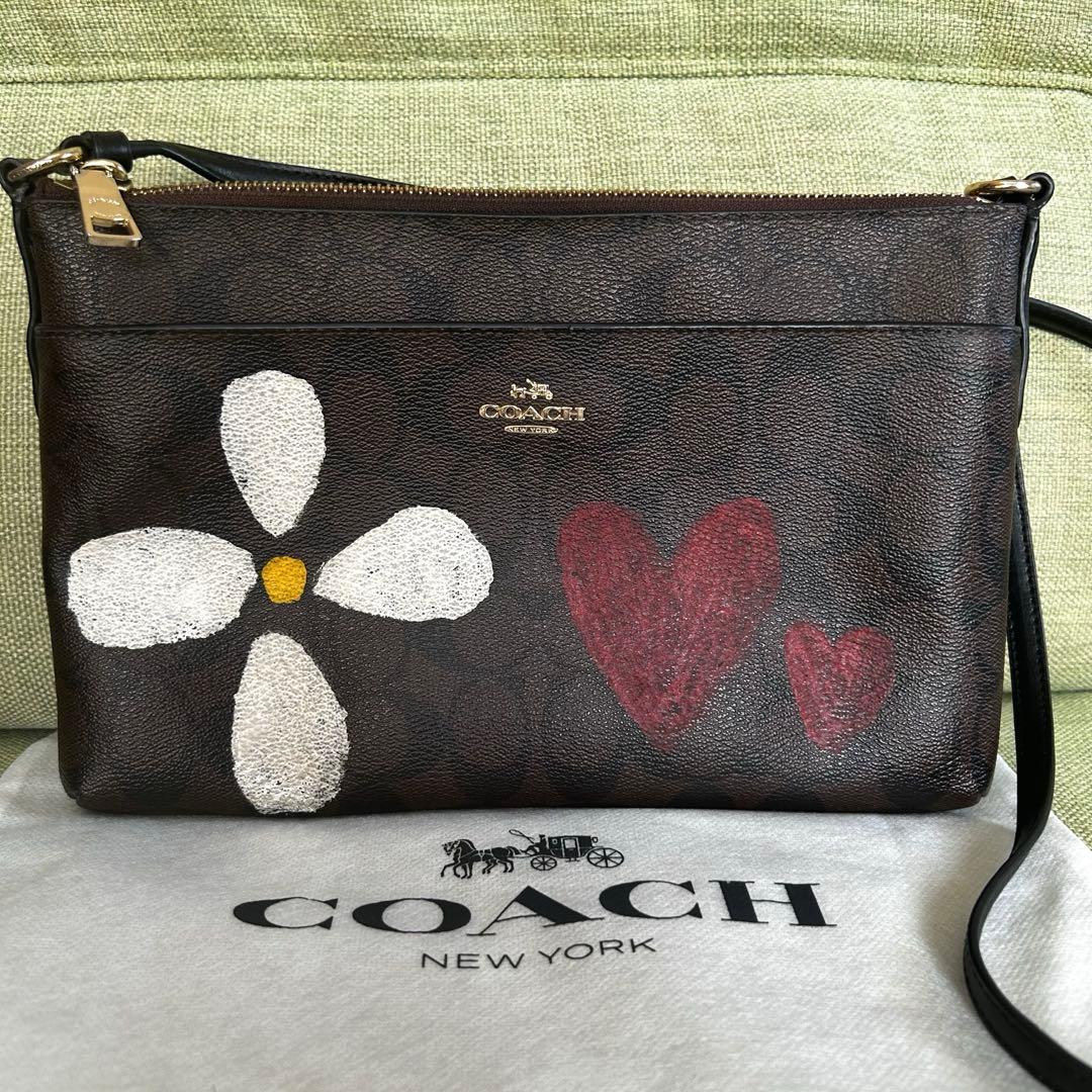 未使用　花柄　COACH コーチ　ショルダーバッグ スマホショルダー　レザー