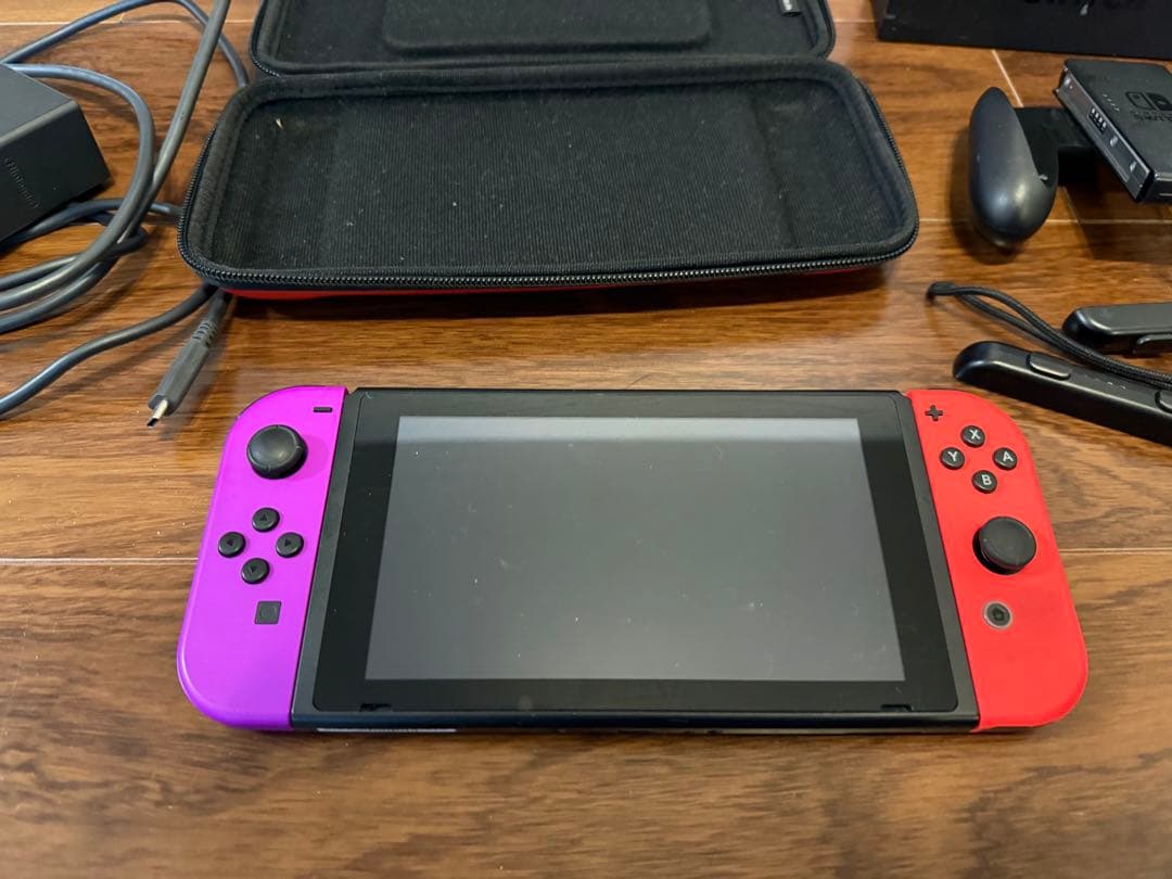 Nintendo Switch 本体 赤/紫 充電器・ドック付き