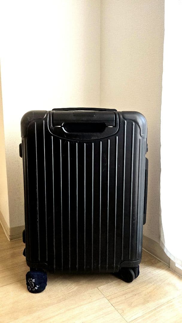 【美品】リモワ　エッセンシャル　キャビン S　マットブラック